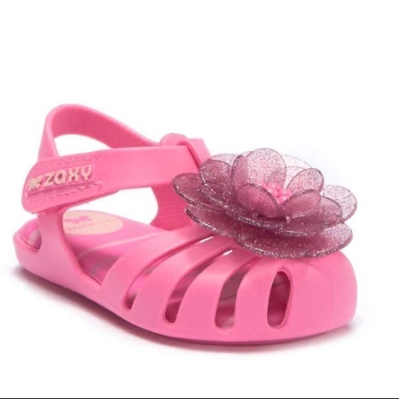 𝅺petal sandals - Picture 1 of 9